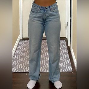 Levi’s Loose Straight